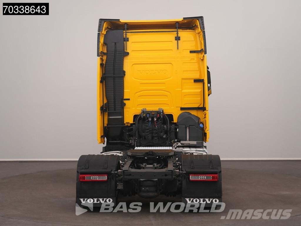 Volvo FH 460 4X2 Globe Mega 2x Tanks I-ParkCool Navi ACC Τράκτορες