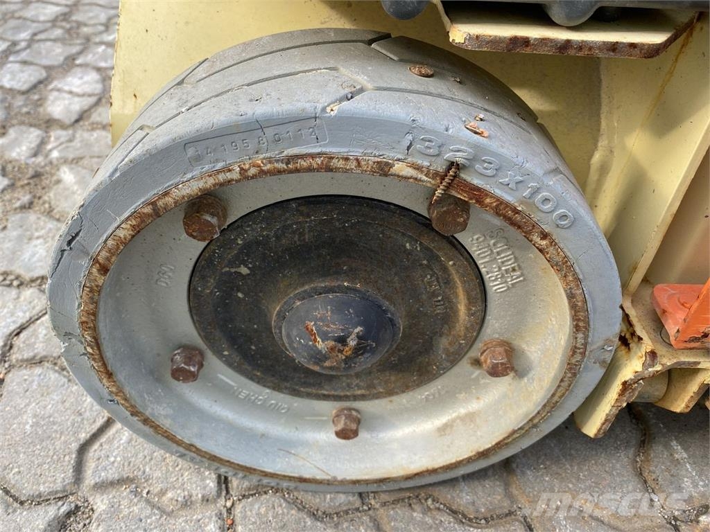 JLG 1230ES Personenaufzüge