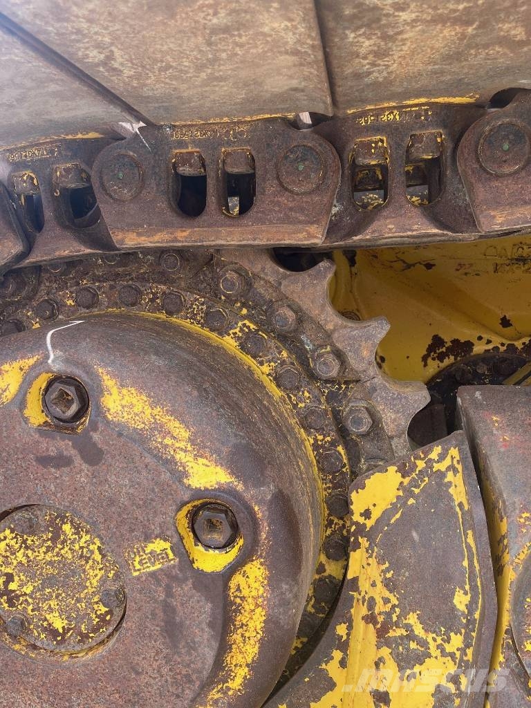 Komatsu D65PX-18EO Bandschaktare