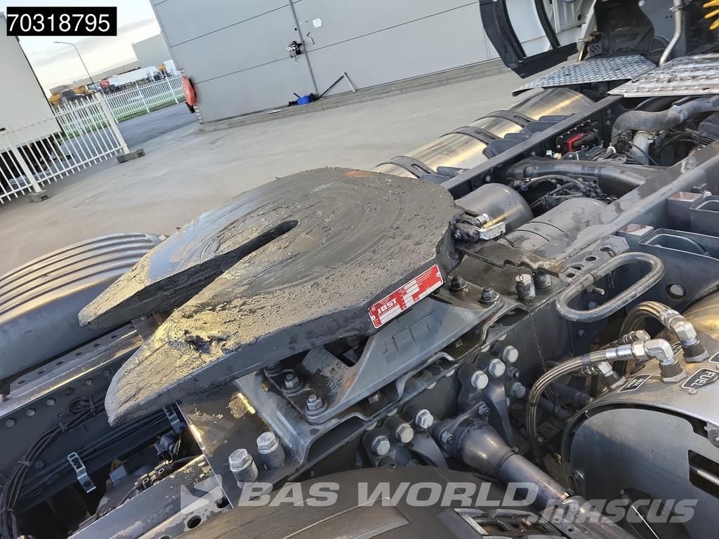 Scania R410 4X2 LNG! Retarder 2xTanks ACC Trekkers