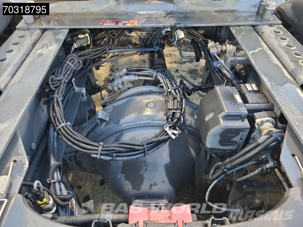 Scania R410 4X2 LNG! Retarder 2xTanks ACC Trekkers