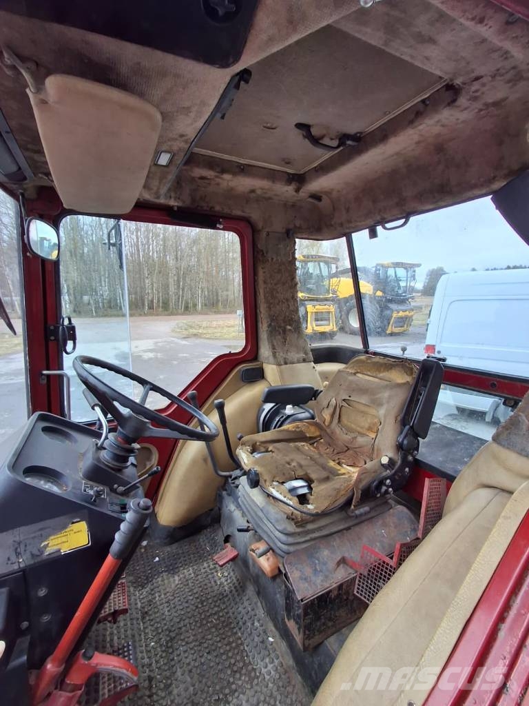International 844 xl Τρακτέρ