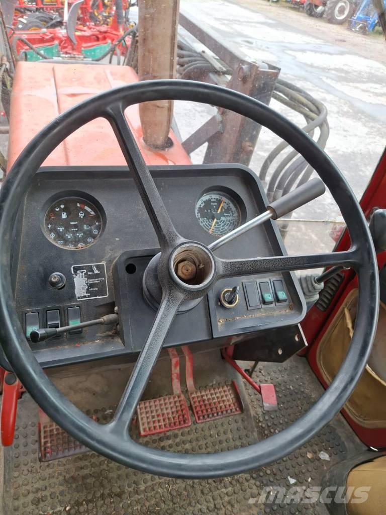 International 844 xl Τρακτέρ