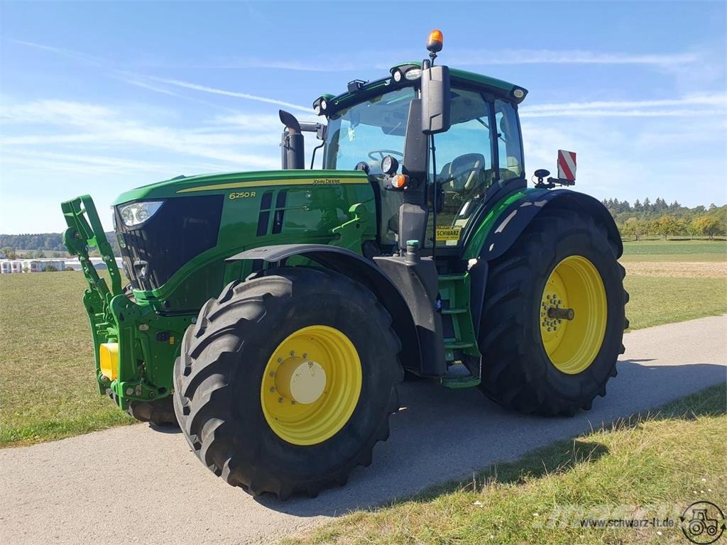 John Deere 6250R Traktoren
