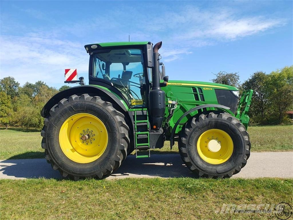 John Deere 6250R Traktoren