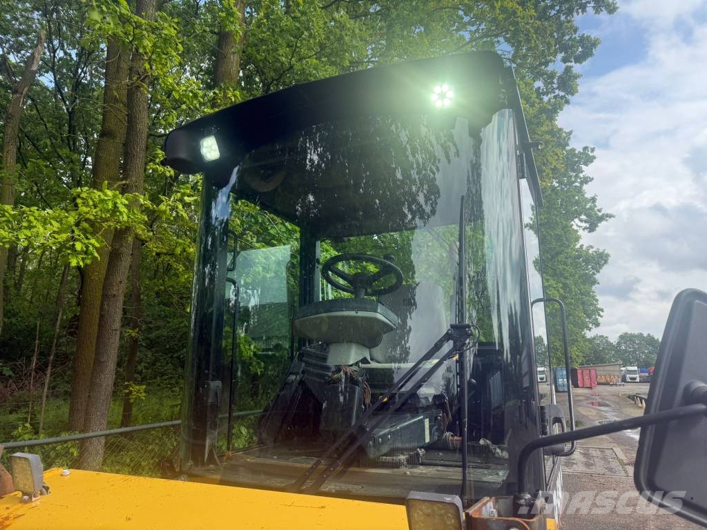 CAT CB 434 D Rouleaux tandem