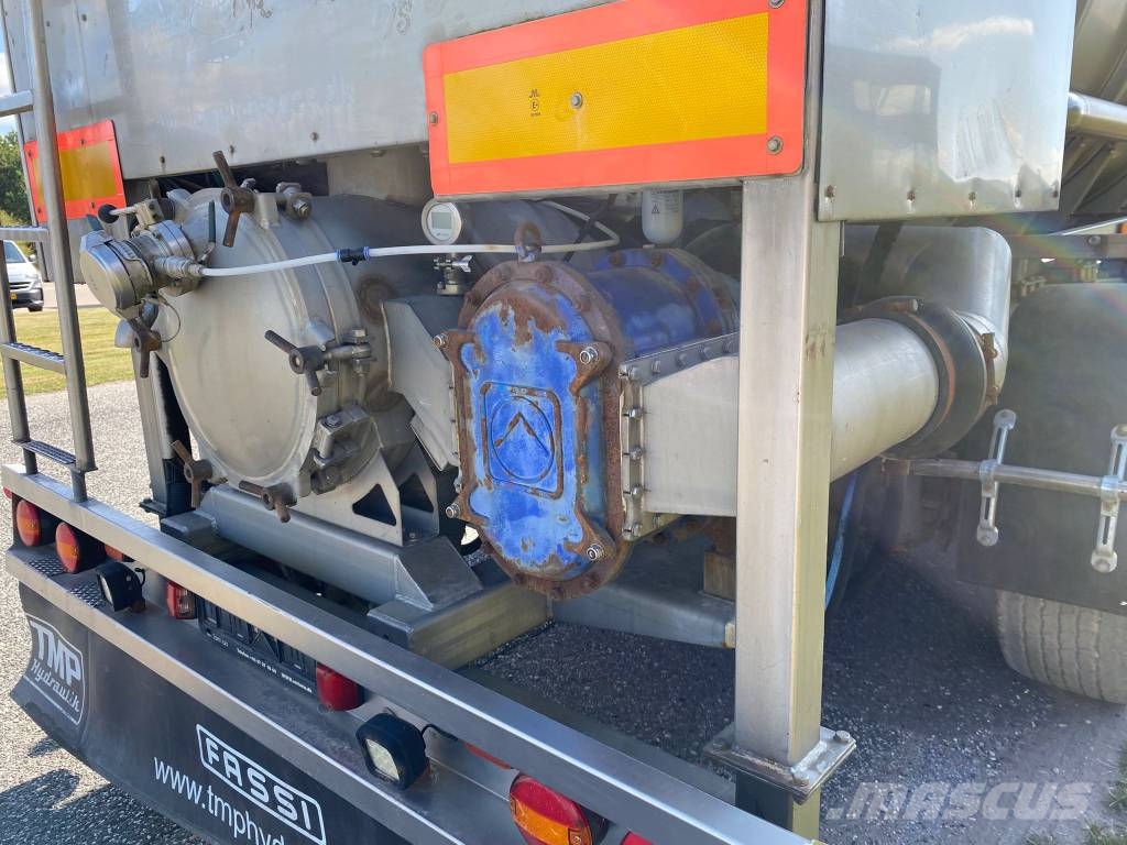 VM Tarm 3 akslet gylletrailer Andre Semi-trailere