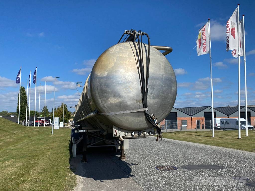 VM Tarm 3 akslet gylletrailer Andre Semi-trailere