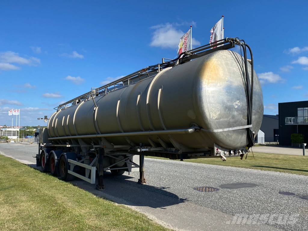 VM Tarm 3 akslet gylletrailer Andre Semi-trailere