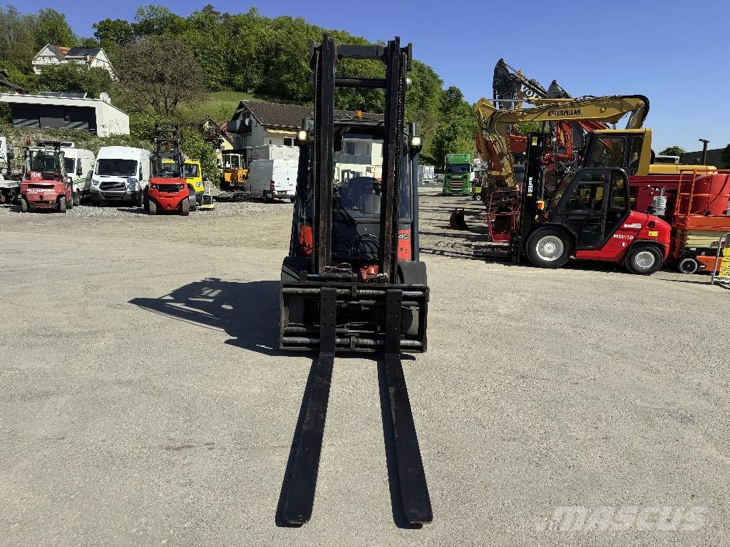Linde H 40 D Zinkengabel Seitenschieber Dīzeļa autoiekrāvēji