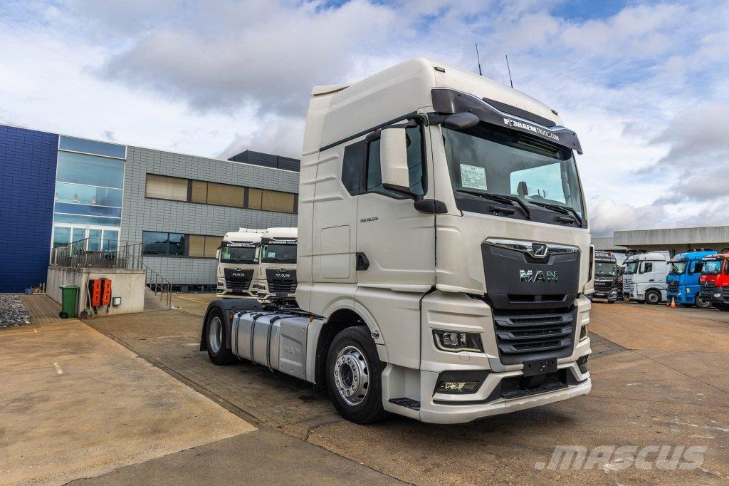 MAN TGX 18.510 BLS - INTARDER Vetopöytäautot