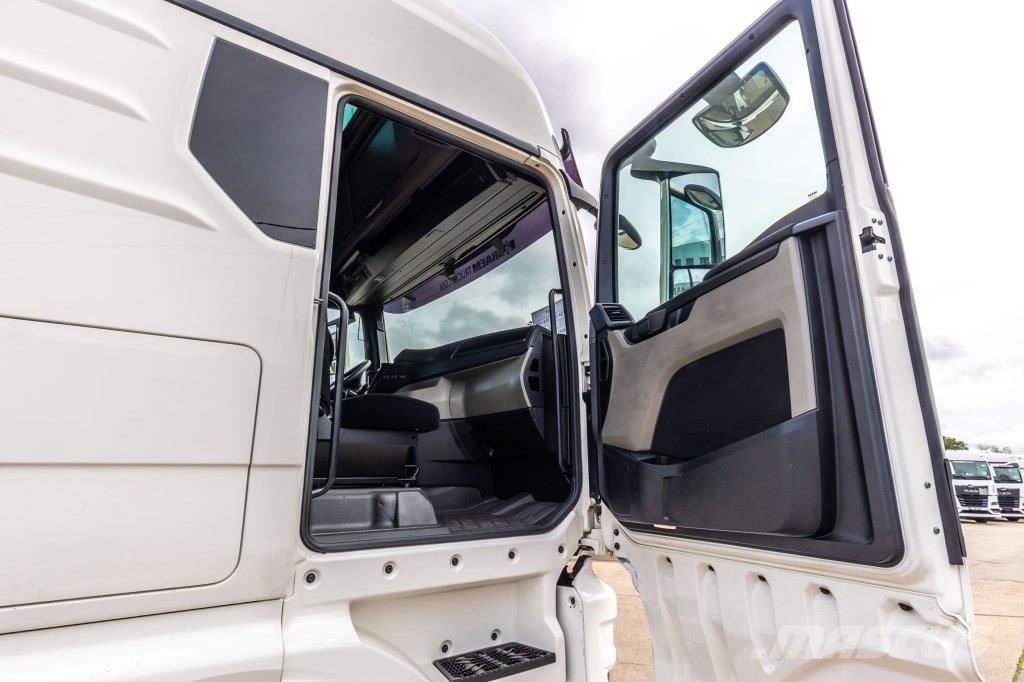 MAN TGX 18.510 BLS - INTARDER Vetopöytäautot