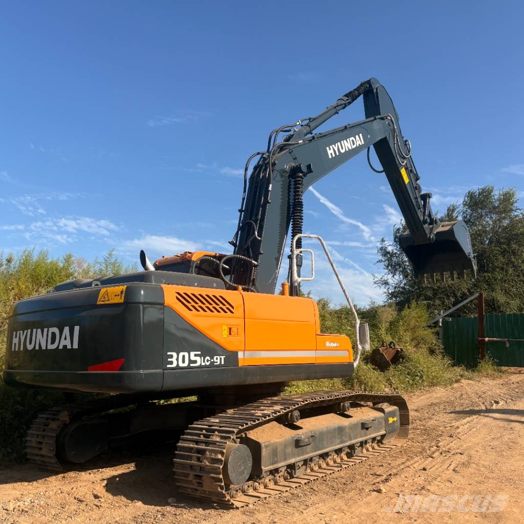 Hyundai 305 lc-9t Midi excavators 7t - 12t