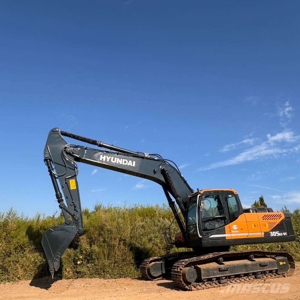 Hyundai 305 lc-9t Midi excavators 7t - 12t
