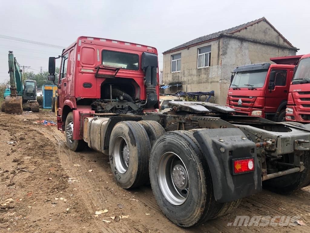 Howo 371 TRUCK TRACTOR وحدات الجر