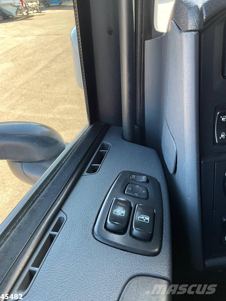 Scania R 490 8x4 Euro 6 Retarder HMF 60 Tonmeter laadkraa Polovne dizalice za sve terene