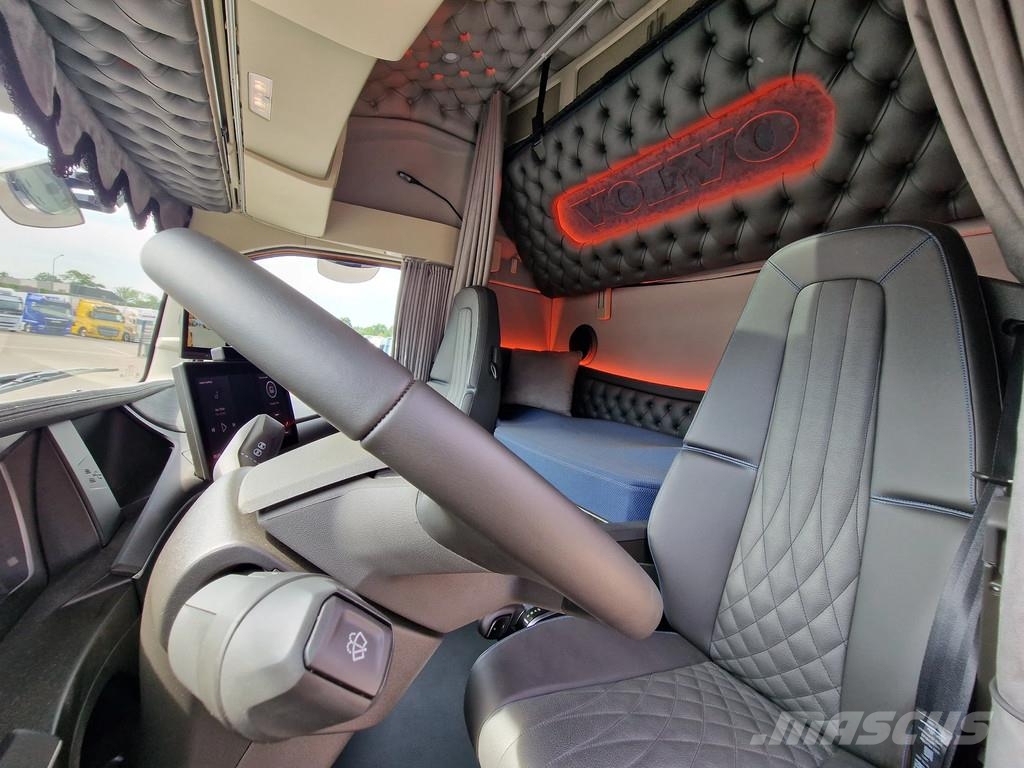 Volvo FH 13.500 Aero Globetrotter XL 4x2 - New - Full sp Trækkere