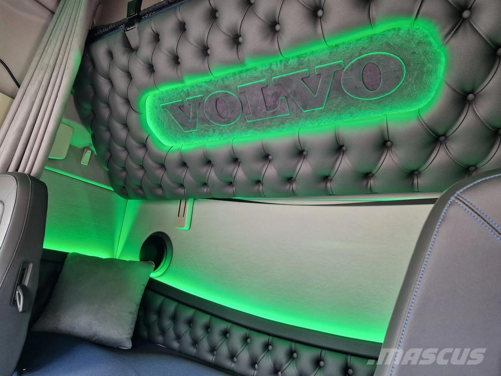 Volvo FH 13.500 Aero Globetrotter XL 4x2 - New - Full sp Trækkere