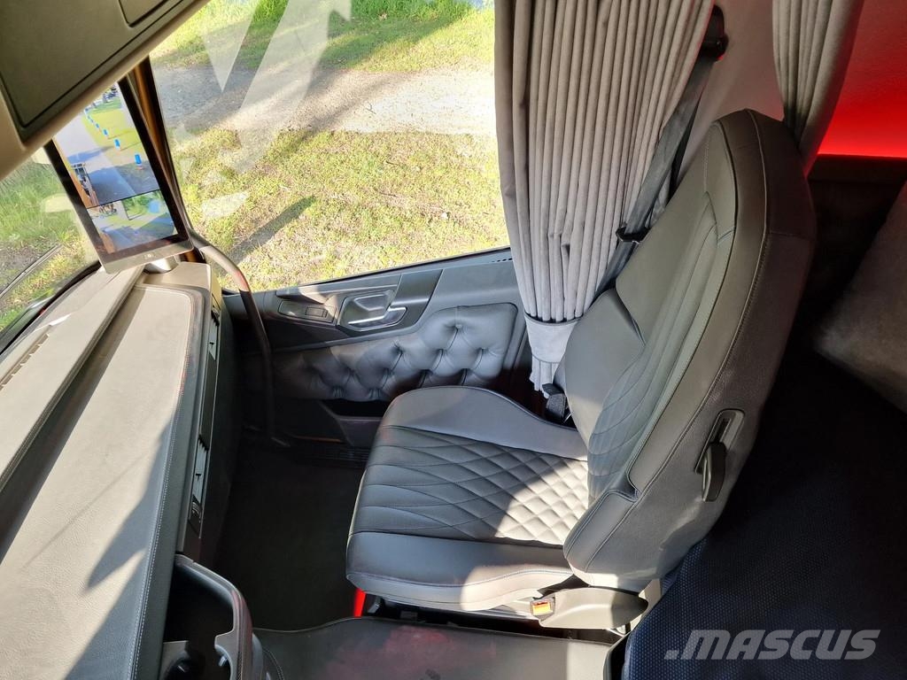 Volvo FH 13.500 Aero Globetrotter XL 4x2 - New - Full sp Trækkere