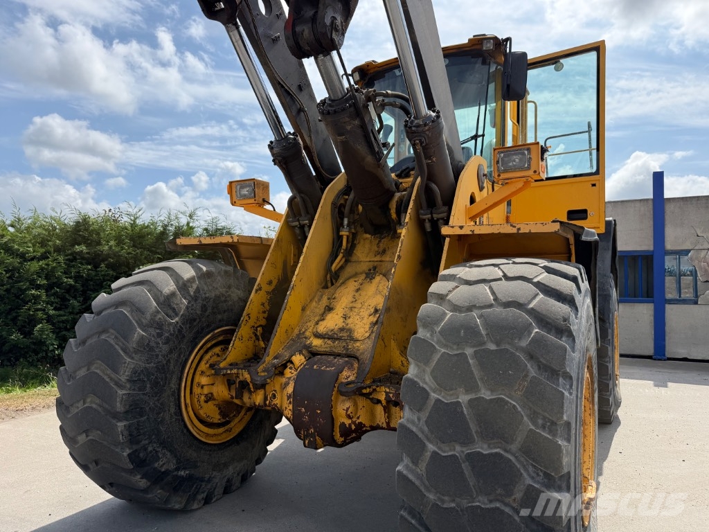 Volvo L 180 E Chargeuse sur pneus