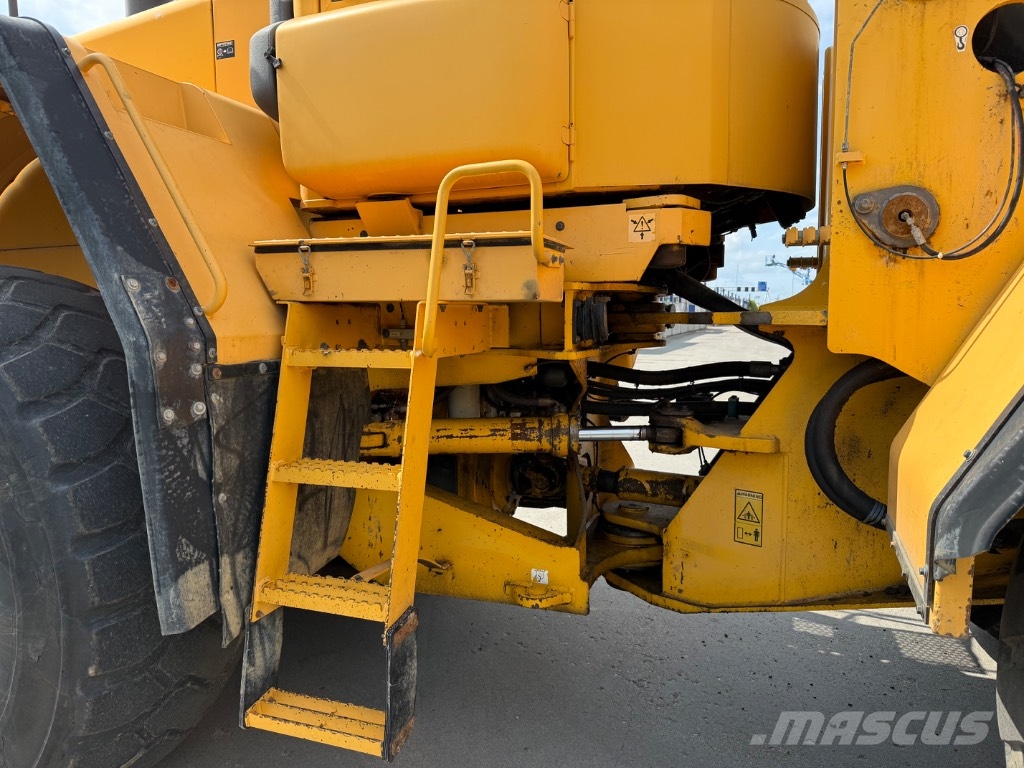 Volvo L 180 E Chargeuse sur pneus