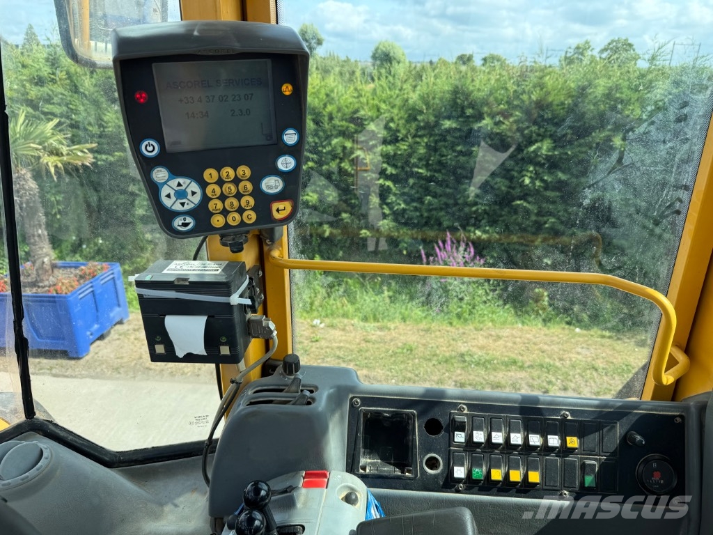 Volvo L 180 E Chargeuse sur pneus