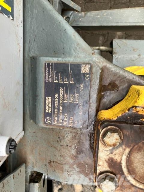 Wacker Neuson ET42 Minikaivukoneet < 7t