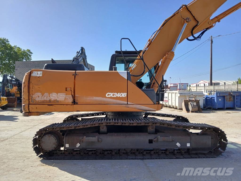 CASE CX 240 B Metsaekskavaatorid