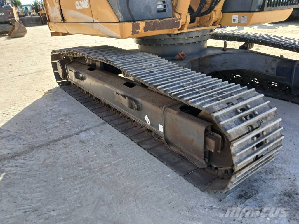 CASE CX 240 B Metsaekskavaatorid