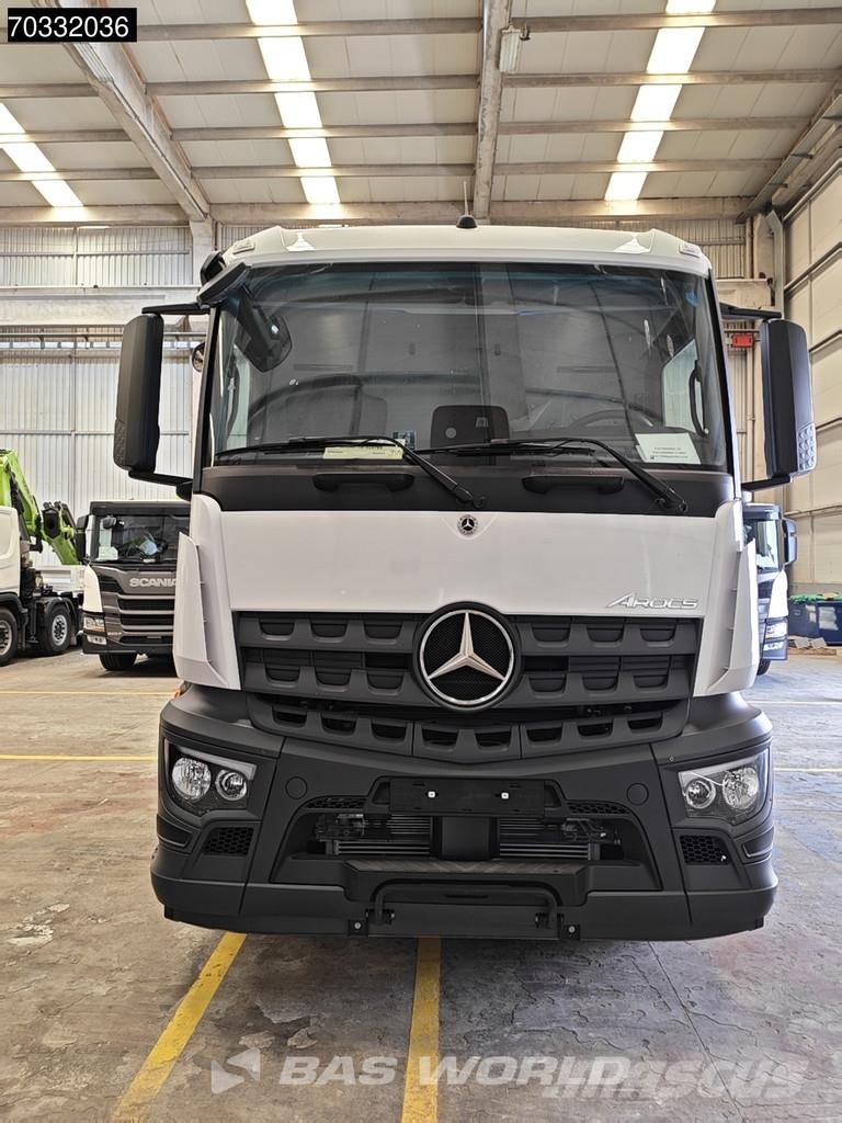 Mercedes-Benz Arocs 3240 8X4 NEW! Zoomlion ZLK7600V803-2 Crane K 平板式/側卸式卡車