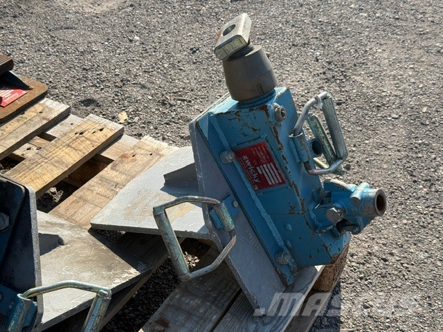 Geismar Geismar RAIL PLATFORM USED عربات صيانة خطوط السكك الحديدية