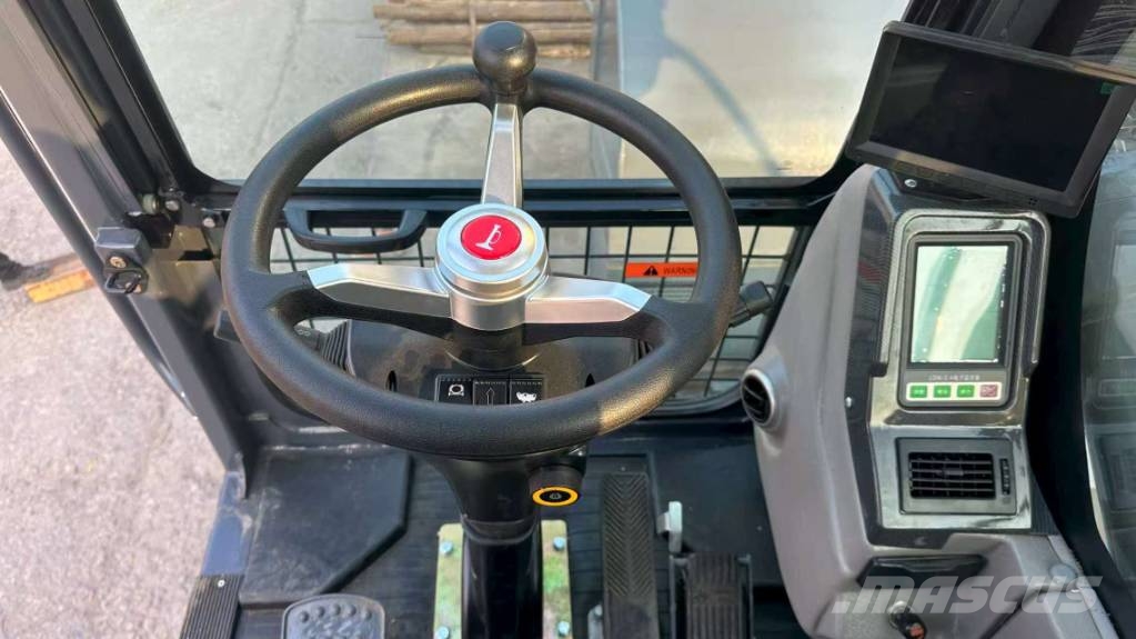 HENGTE HT215K 轮式挖掘机