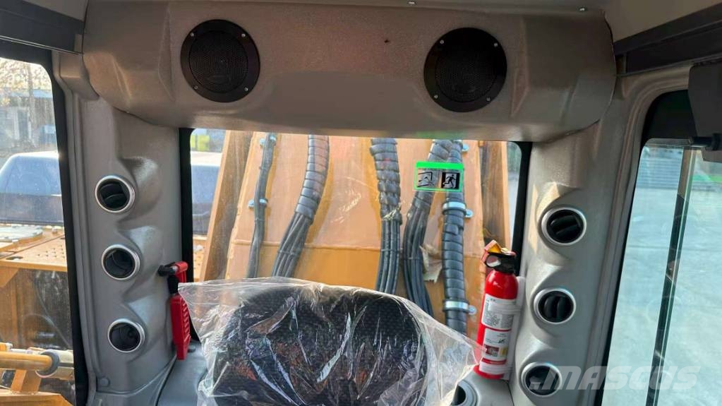 HENGTE HT215K 轮式挖掘机