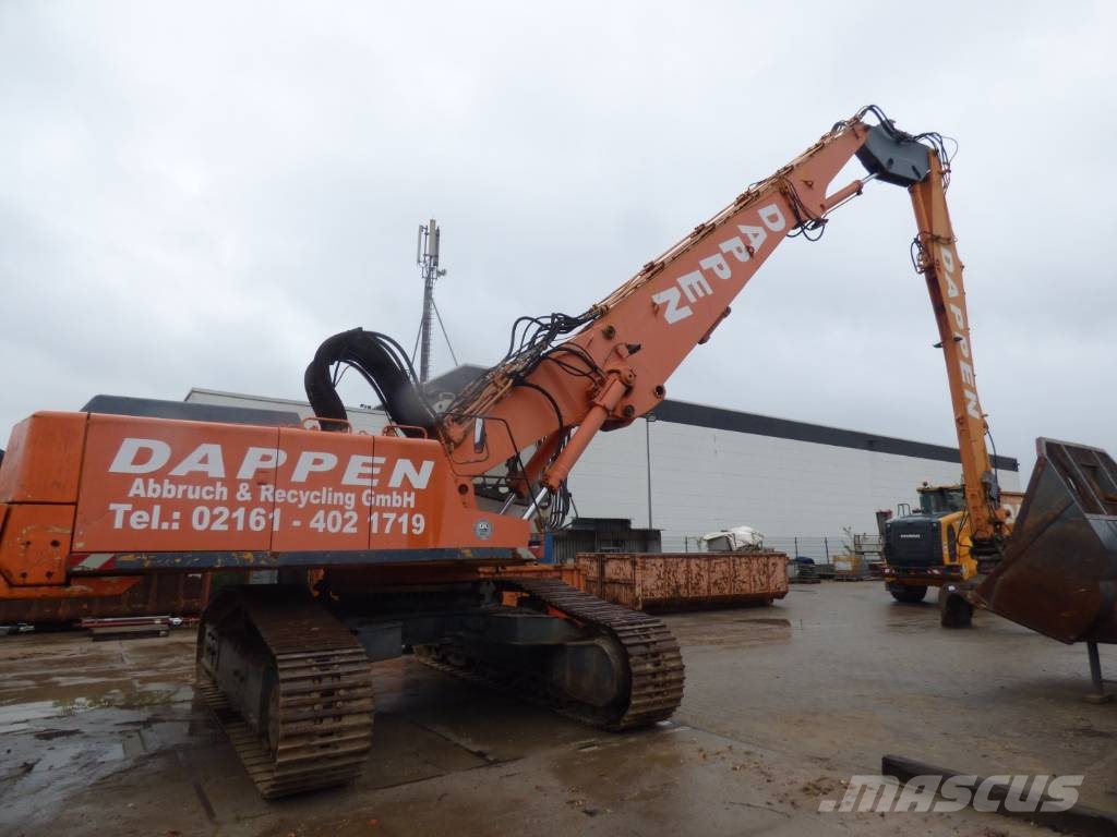 Liebherr hydraul. Longfront-Kettenbagger Long reach excavators
