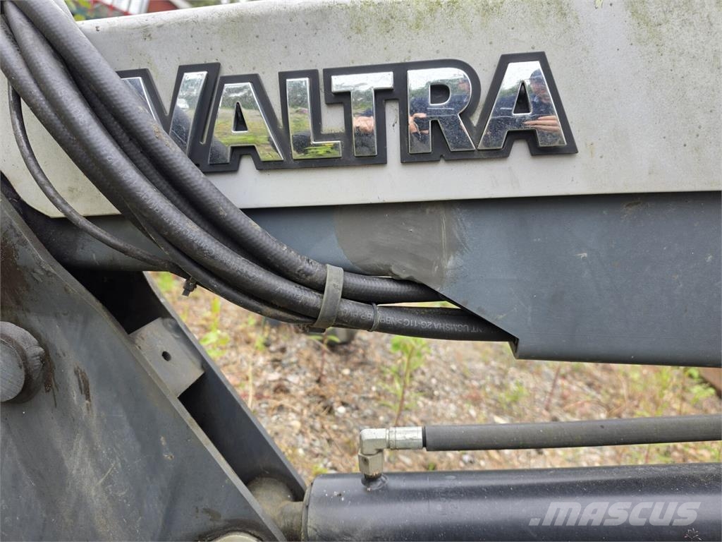 Ålö Quicke Q55 Voorladers en gravers