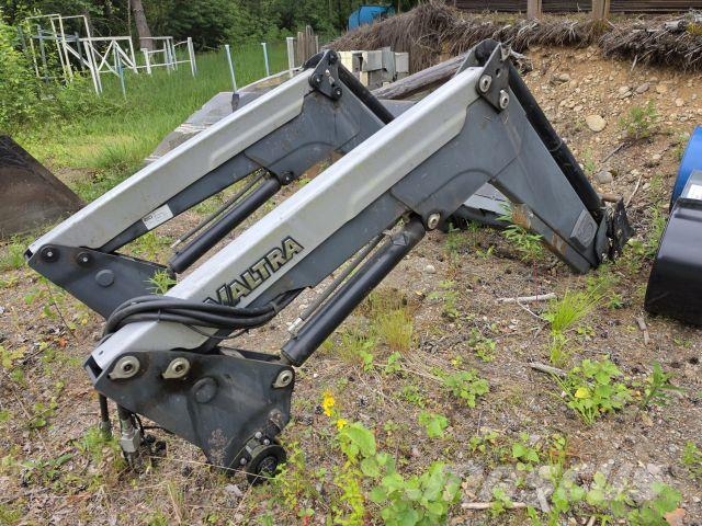 Ålö Quicke Q55 Voorladers en gravers