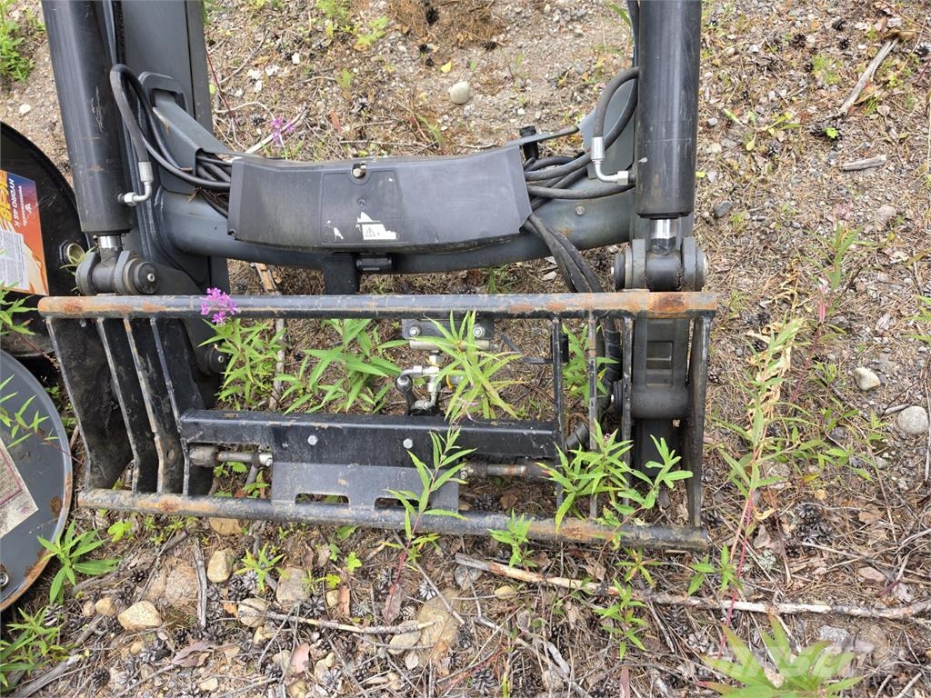 Ålö Quicke Q55 Voorladers en gravers