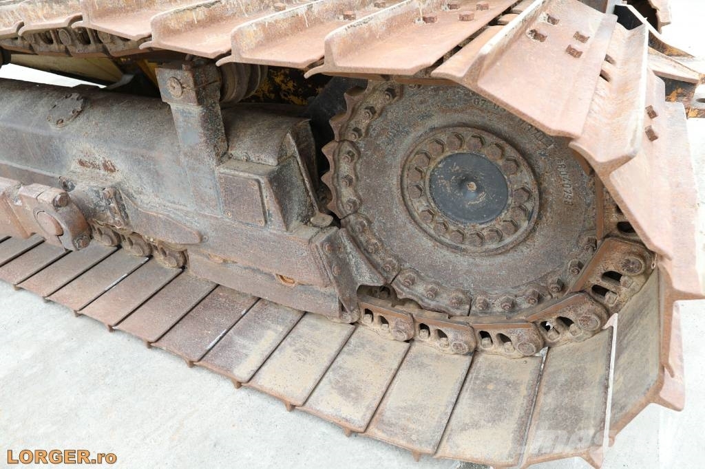 New Holland D 180 Rupsdozers