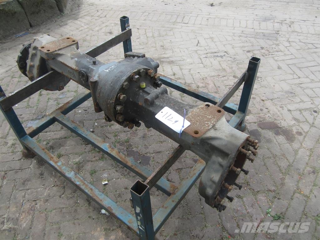 ZF AV-225 - Axle housing/Achskörper/Astrechter 차축