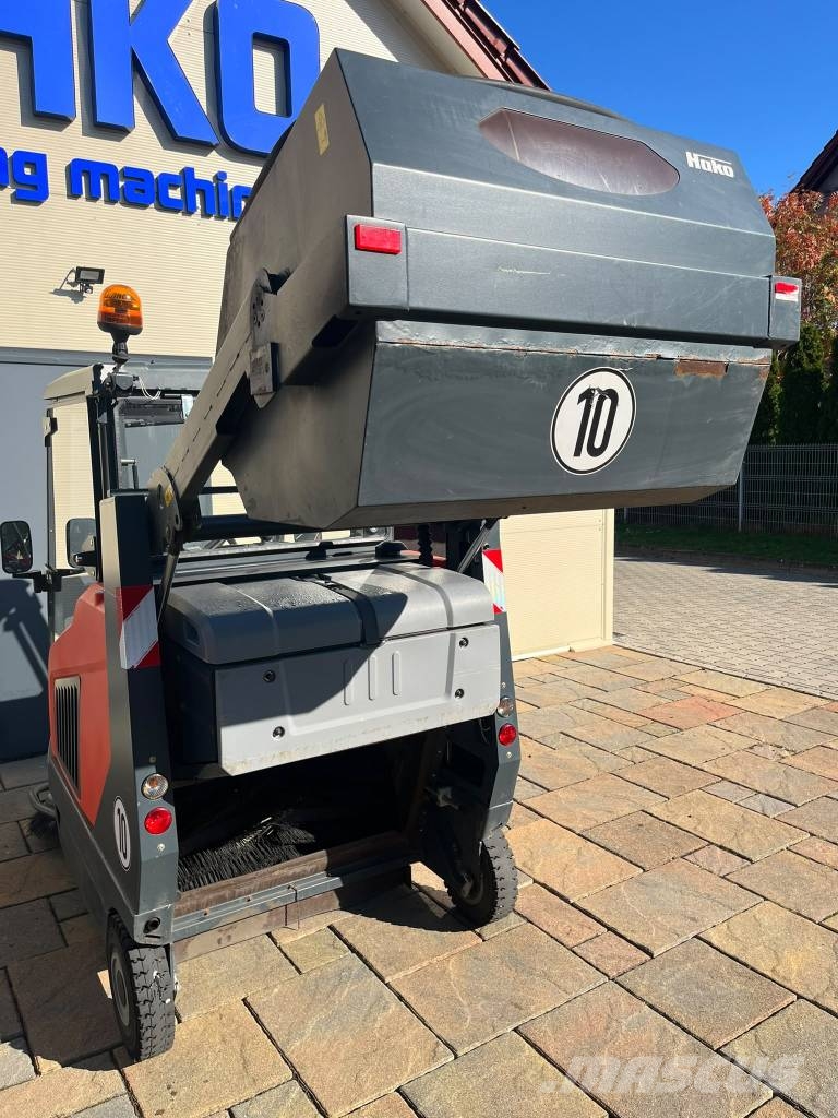 Zamiatarka Hako P1500RH B1200RH B980 R Innenraumkehrmaschinen