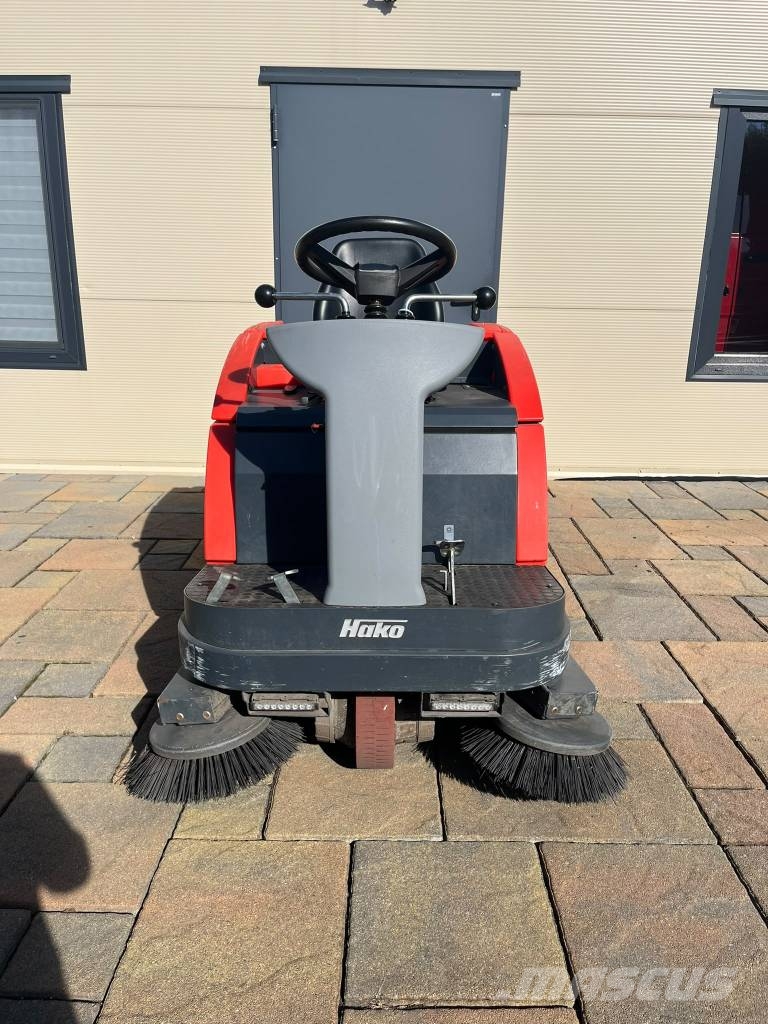 Zamiatarka Hako P1500RH B1200RH B980 R Innenraumkehrmaschinen