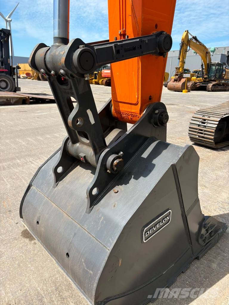 Doosan DX 225 LC-7M Crawler excavators
