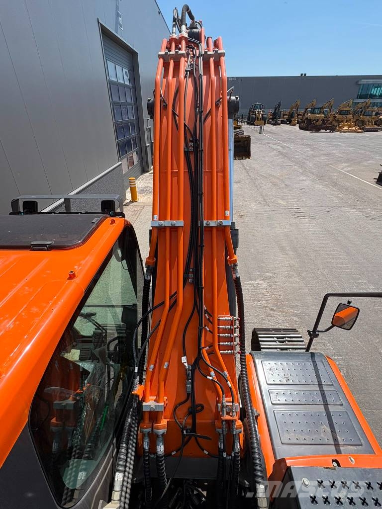 Doosan DX 225 LC-7M Crawler excavators