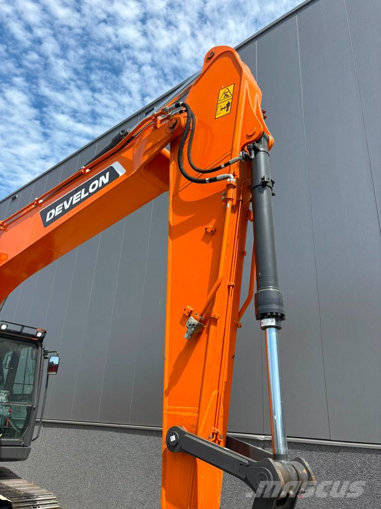 Doosan DX 225 LC-7M Crawler excavators