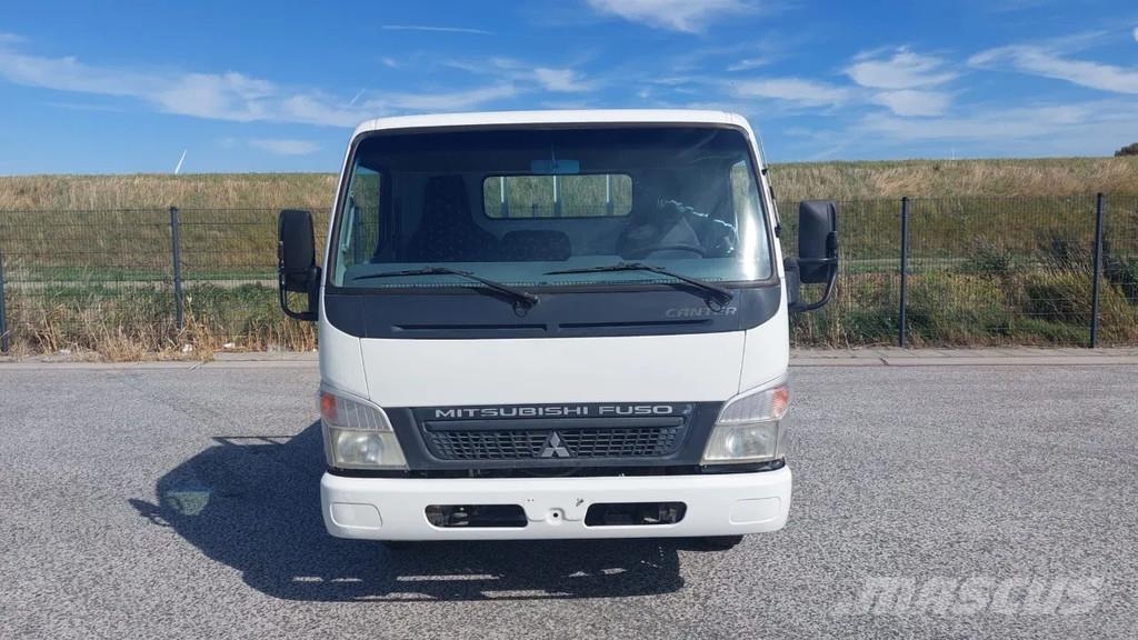 Mitsubishi Canter FUSO H-D 6.5 TON GROSS. 皮卡车