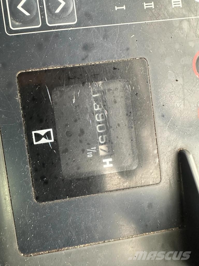 JCB JS130W Kolesové rýpadlá