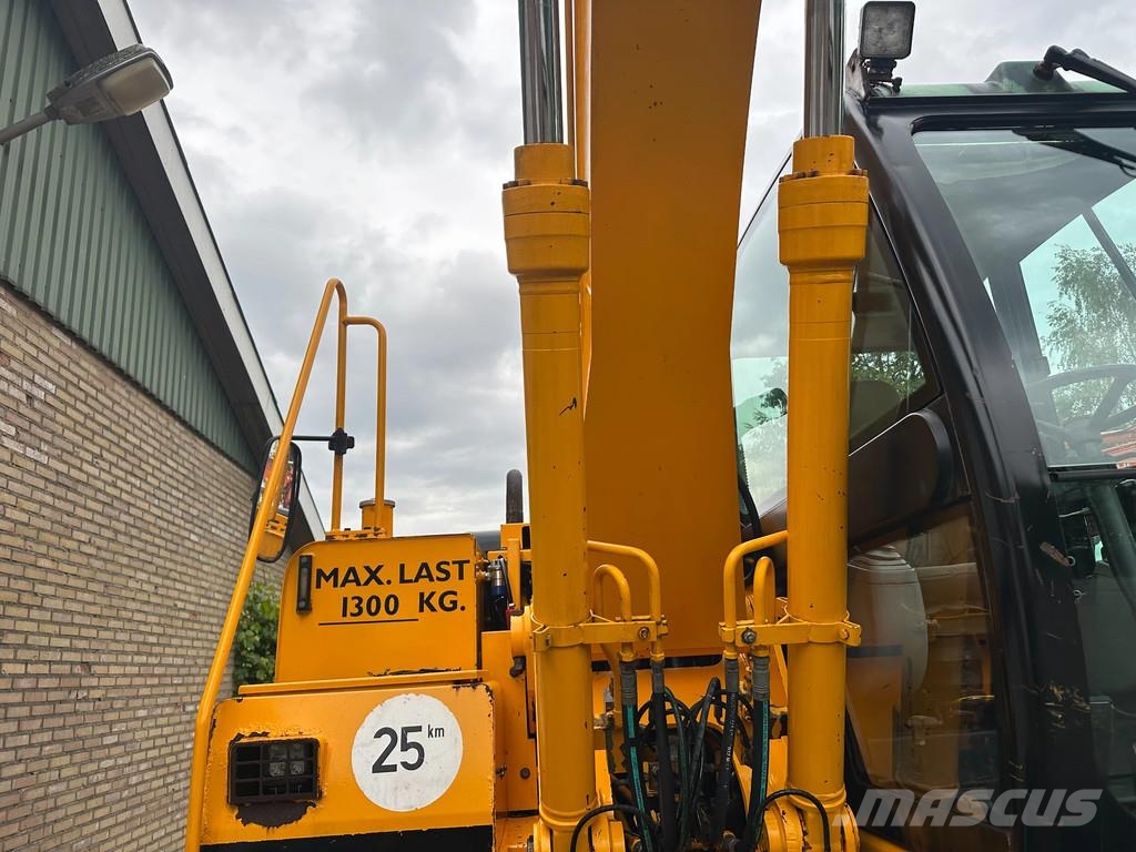 JCB JS130W Kolesové rýpadlá