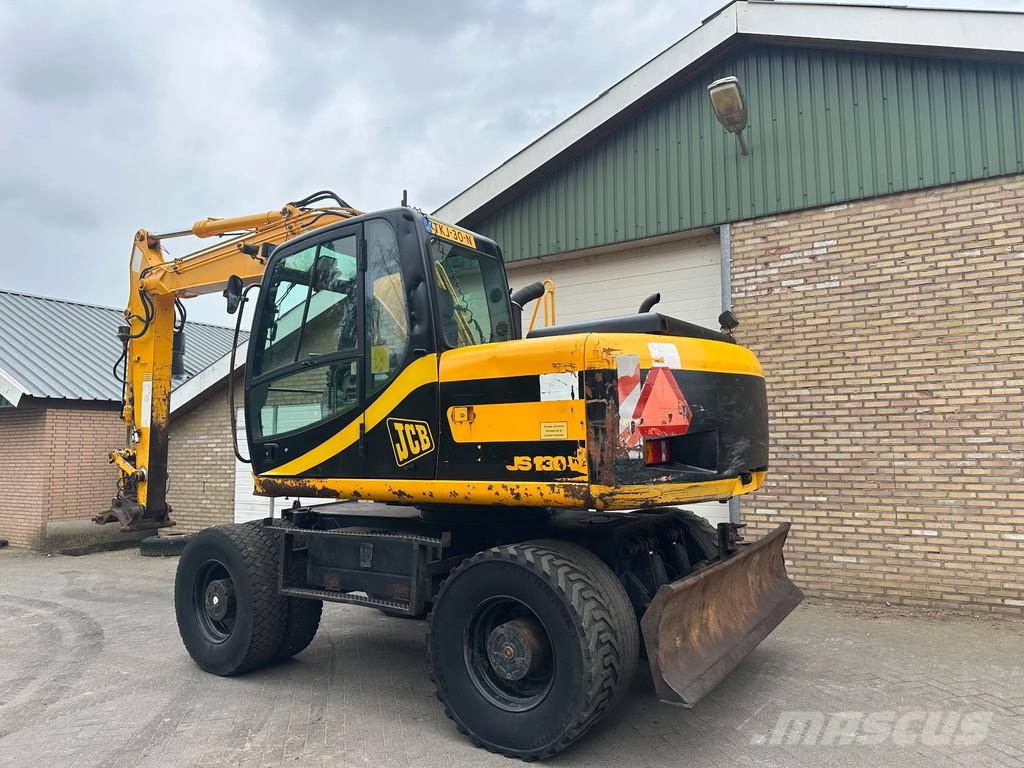 JCB JS130W Kolesové rýpadlá