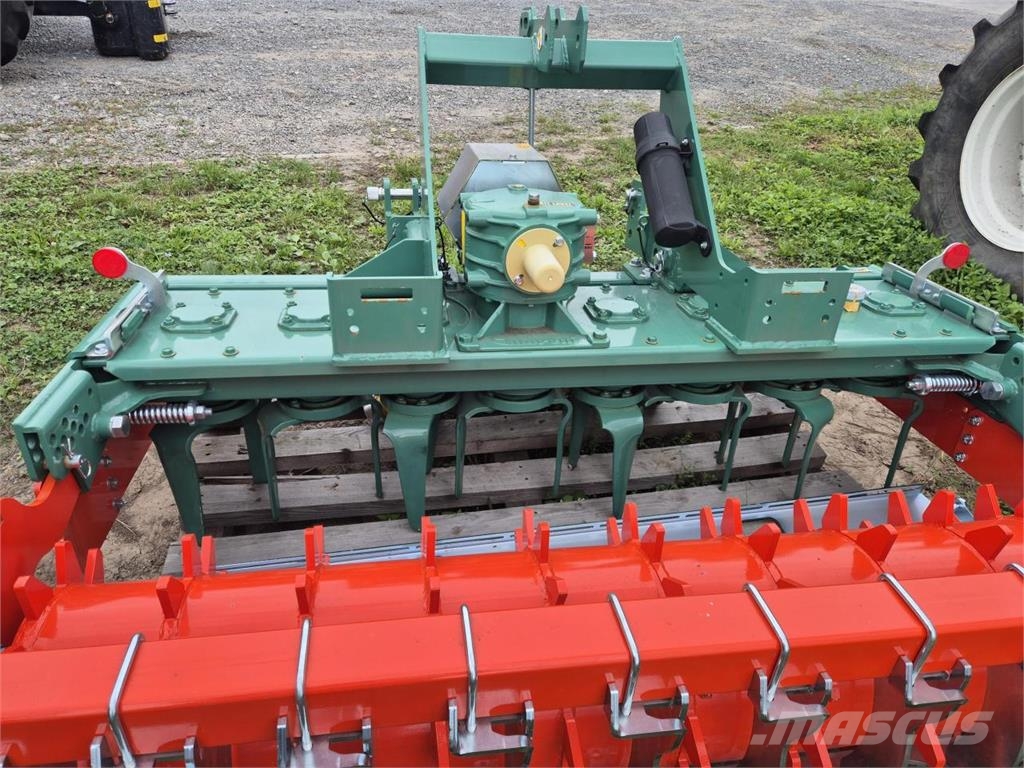 Clemens TK V1900 P KREISELEGGE+Packerwalze Tandeggen