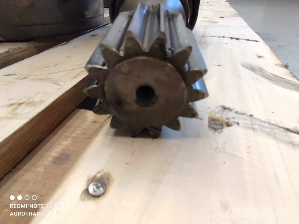 Valtra t213 portal axle complete Váltók